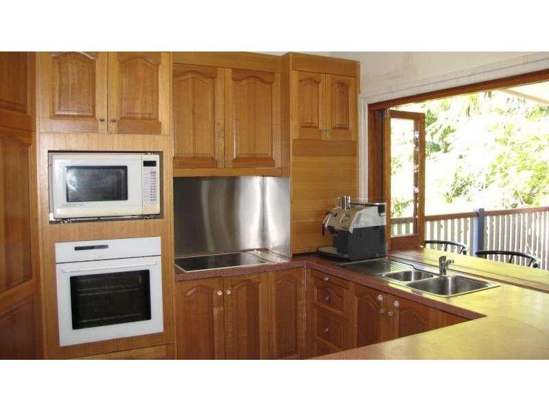 21 Calston Street, Oxley QLD 4075