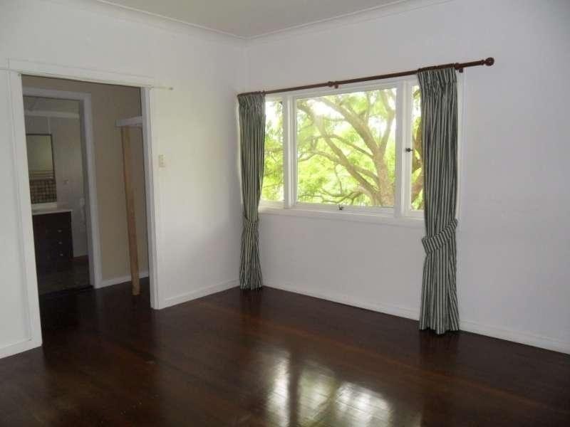 44 Rennie Street, Indooroopilly QLD 4068