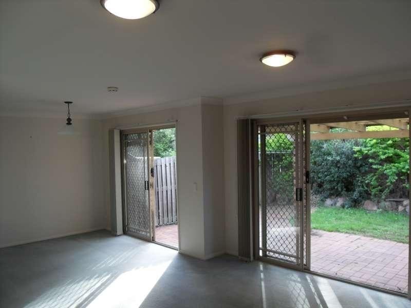 61/360 Simpsons Road, Bardon QLD 4065