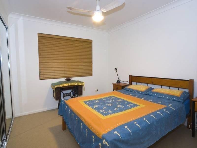 2/29 Clarence Road, Indooroopilly QLD 4068