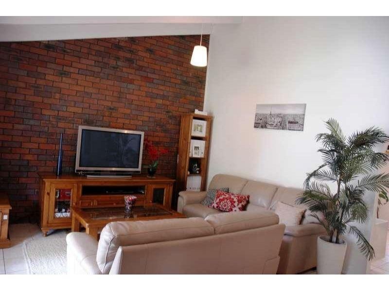 8 Carmila Street, Rochedale South QLD 4123