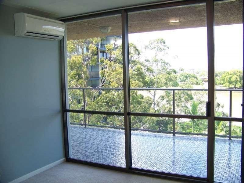 22/72 Sandford Street, St Lucia QLD 4067