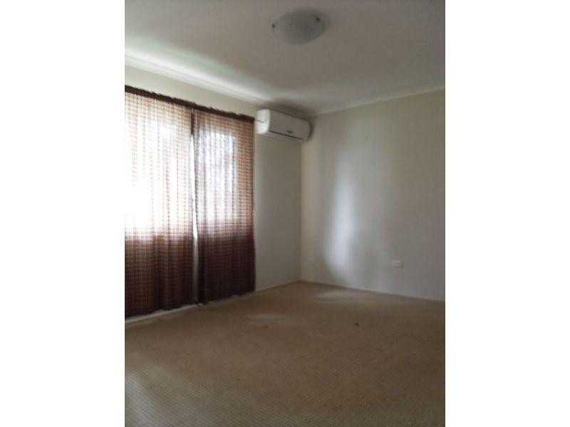 2 Anchusa Street, Kingston QLD 4114