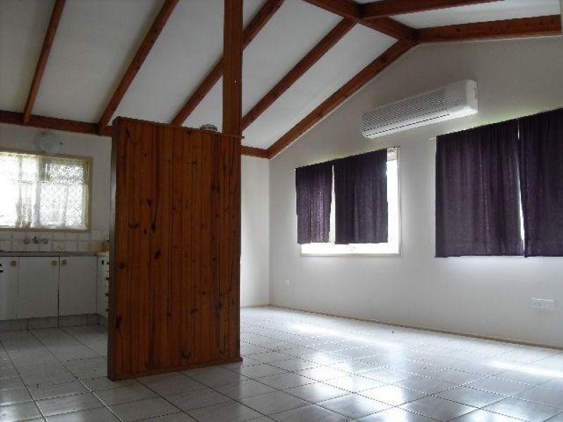 2 Anchusa Street, Kingston QLD 4114