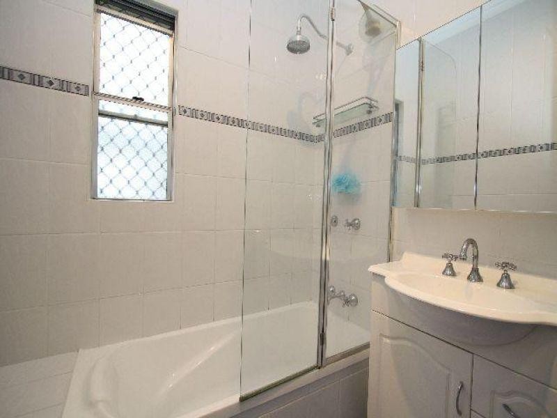 27 Ryder Street, Wynnum QLD 4178