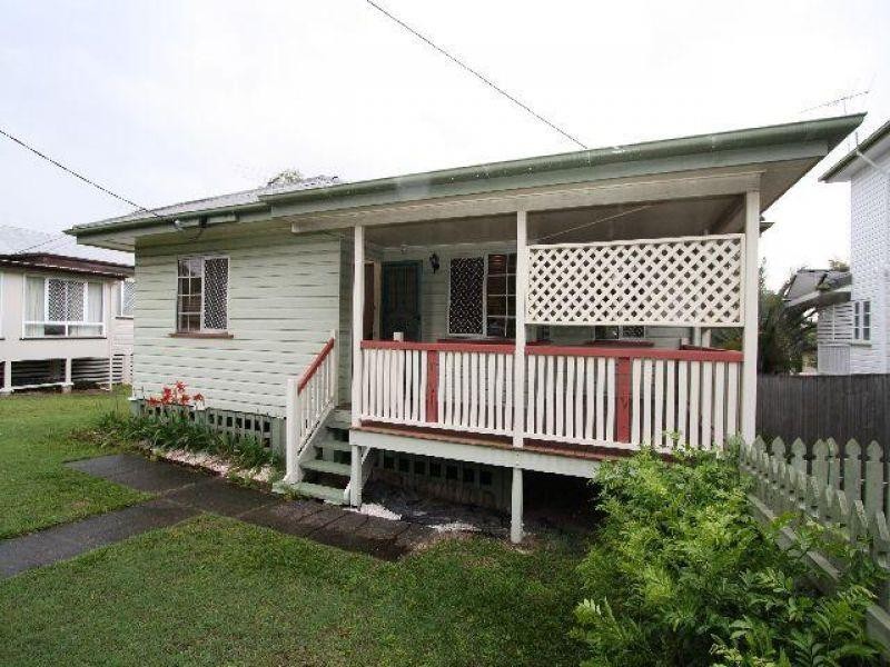 27 Ryder Street, Wynnum QLD 4178