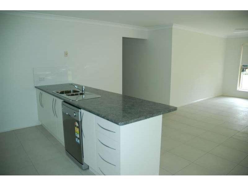 682A Kingston Road, Loganlea QLD 4131