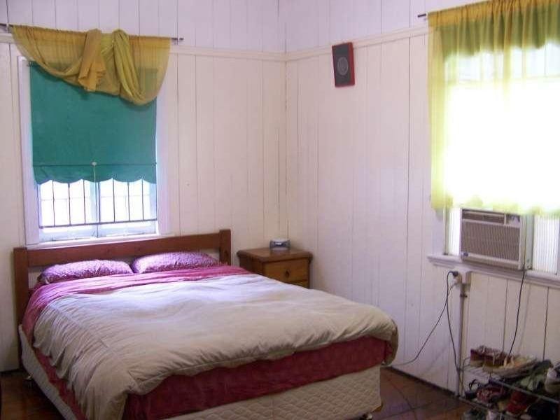 27 Emperor Street, Annerley QLD 4103