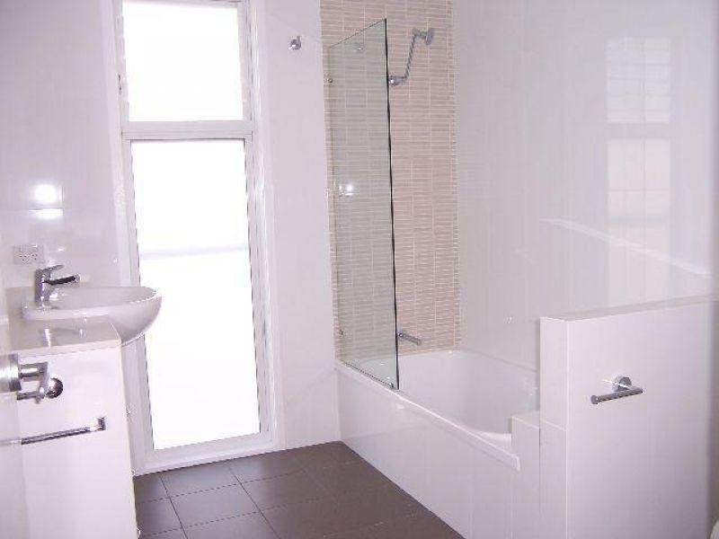 3/34 Barton Road, Hawthorne QLD 4171