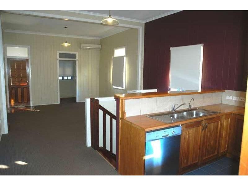 46 Ninth Avenue, Coorparoo QLD 4151