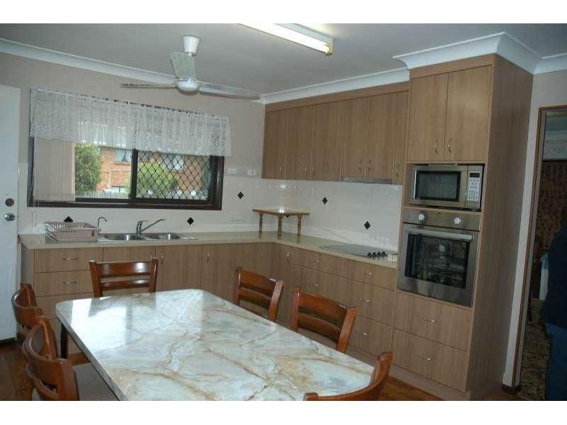 10 Angophora Street, Robertson QLD 4109