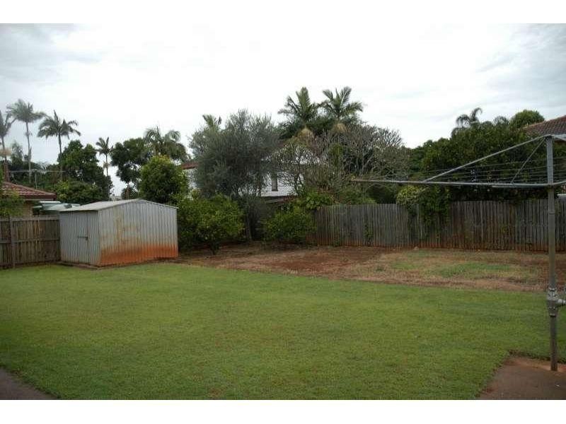 10 Angophora Street, Robertson QLD 4109