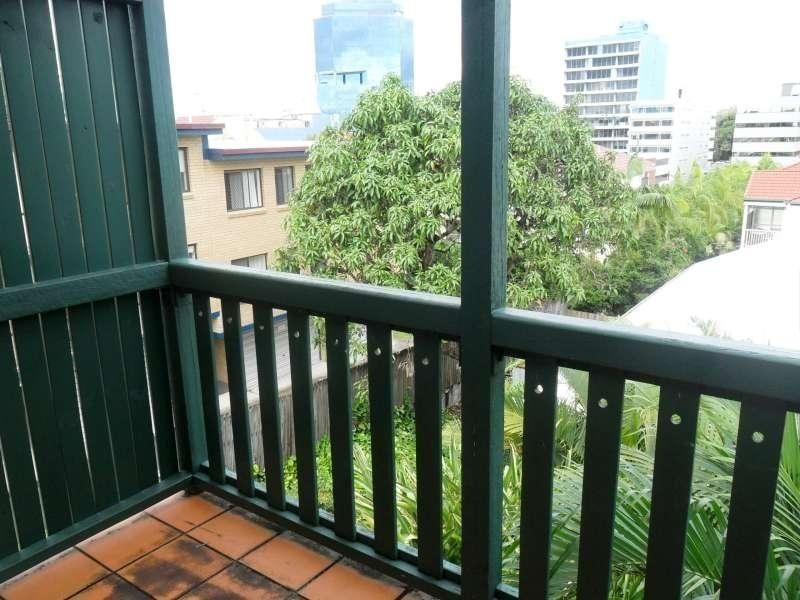 6/32 Jephson Street, Toowong QLD 4066