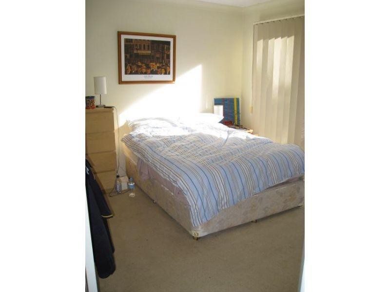 2/28 Thynne Road, Morningside QLD 4170