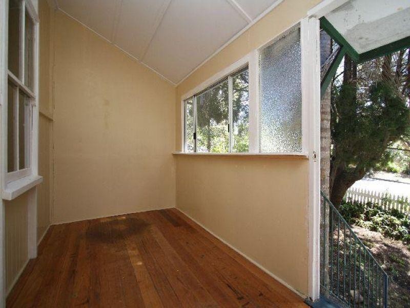 39 York Street, Coorparoo QLD 4151