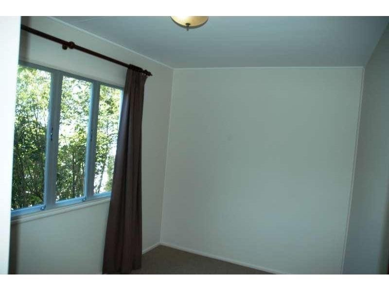 83 Waterloo Esplanade, Wynnum QLD 4178