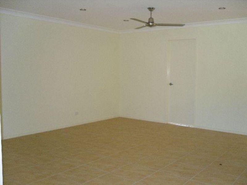 26 Lenna Court, Mount Warren Park QLD 4207