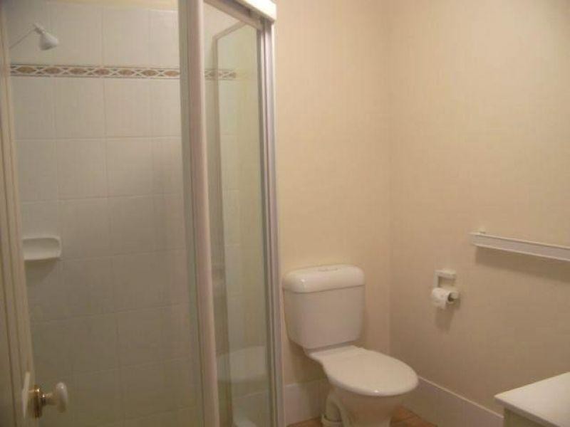 10/2 Russell Street, Everton Park QLD 4053