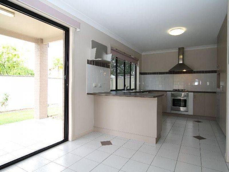 4 Adnar Street, Wishart QLD 4122