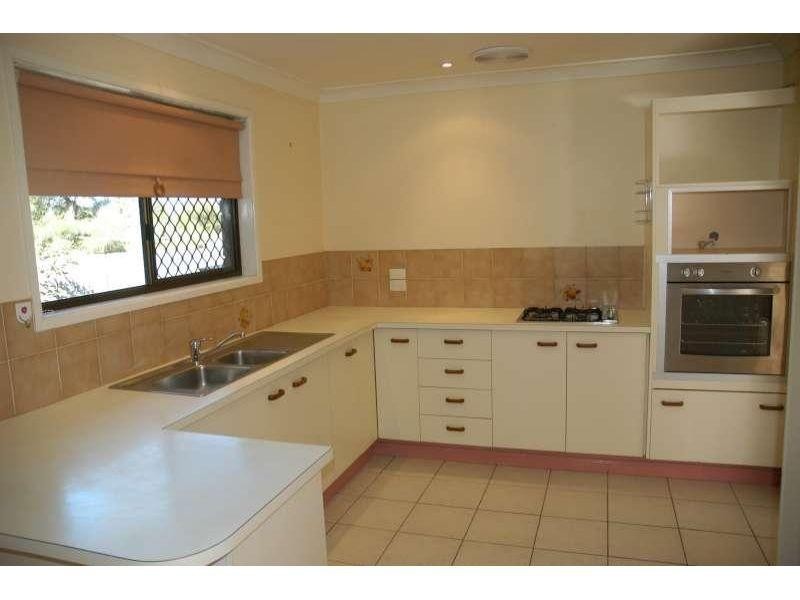 223 Randall Road, Wynnum West QLD 4178