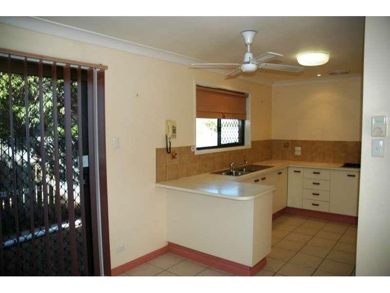 223 Randall Road, Wynnum West QLD 4178