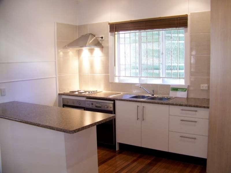 27 Vale Street, Wavell Heights QLD 4012