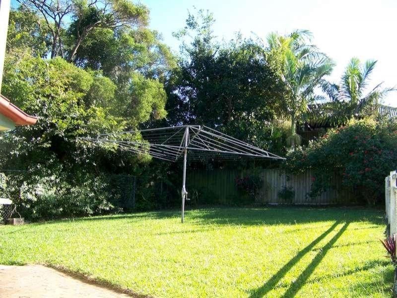 27 Vale Street, Wavell Heights QLD 4012