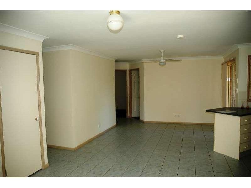 104 Castile Crescent, Edens Landing QLD 4207