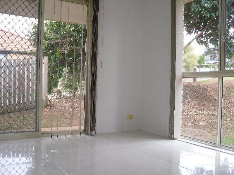 69 Constellation Way, Wynnum West QLD 4178