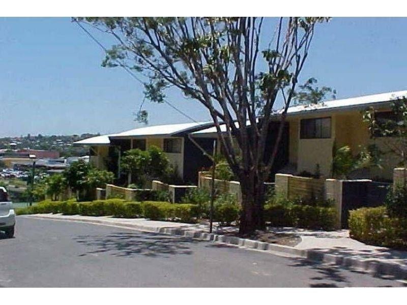 9/4 Cowlishaw Street, Newstead QLD 4006