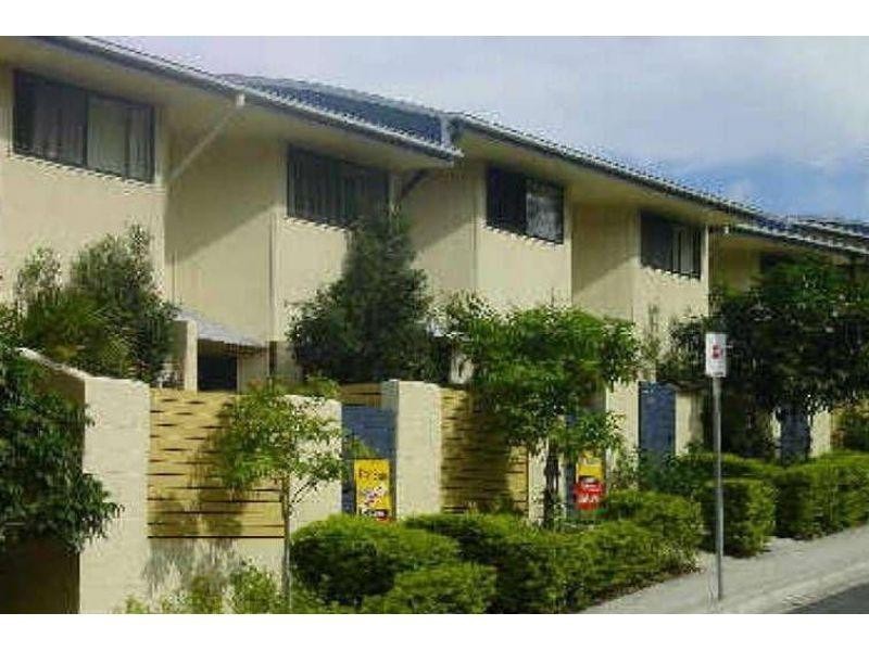 9/4 Cowlishaw Street, Newstead QLD 4006