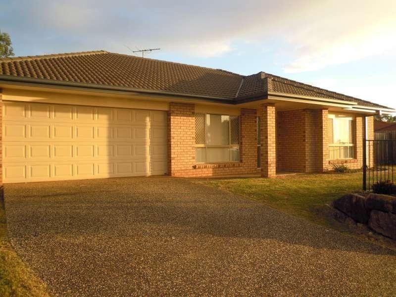 17 Hinterwood Crescent, Edens Landing QLD 4207