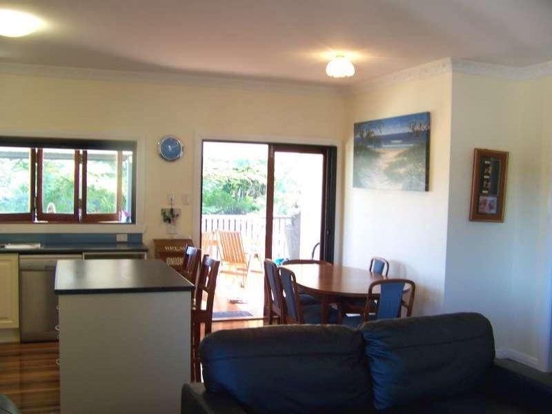 71 Crump Street, Holland Park West QLD 4121