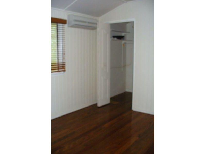 19 Kent Street, Coorparoo QLD 4151