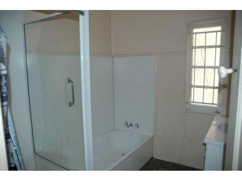 245 Old Cleveland Road, Coorparoo QLD 4151