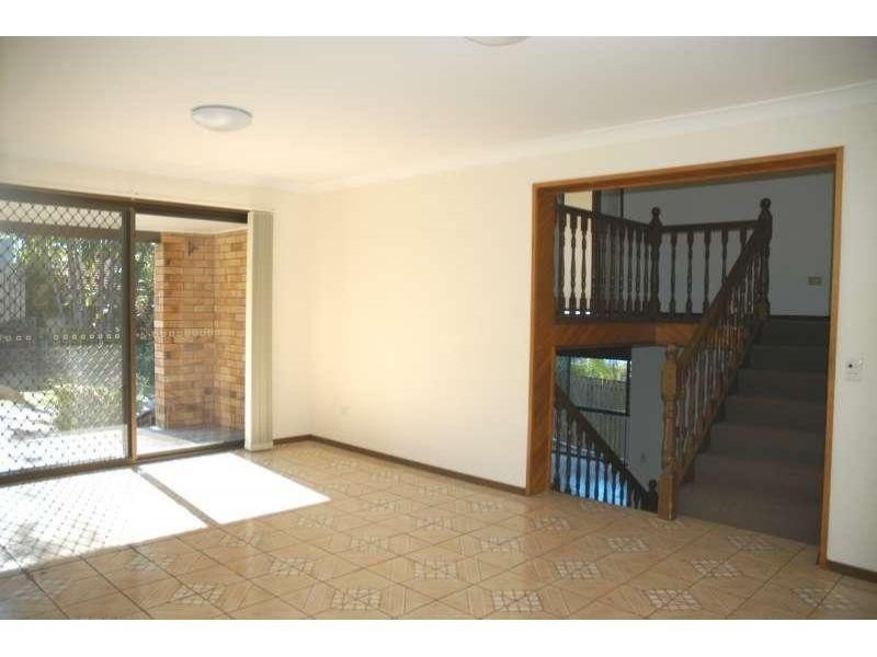 6 Seafern Street, Sunnybank Hills QLD 4109