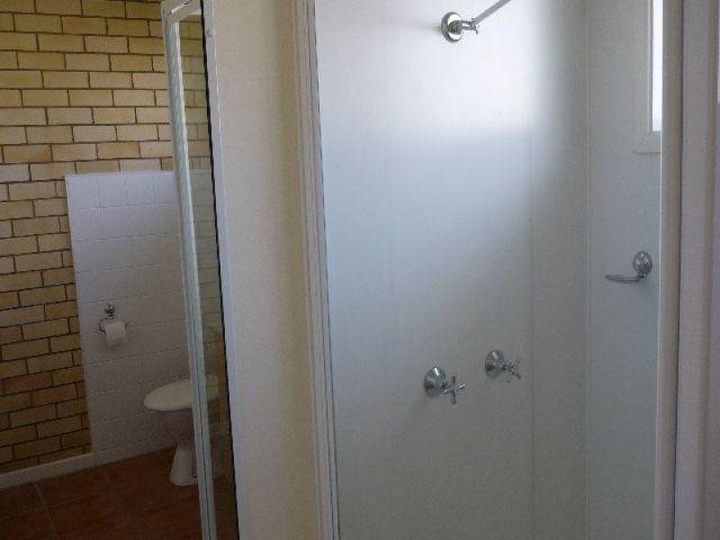 2/70 Peach Street, Greenslopes QLD 4120