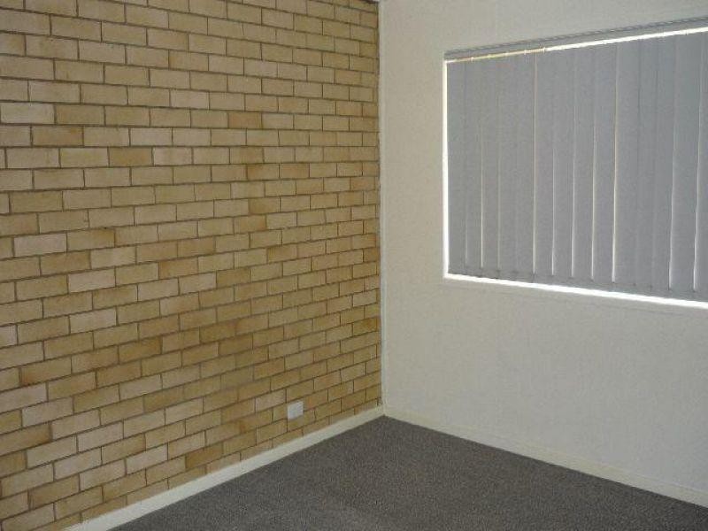 2/70 Peach Street, Greenslopes QLD 4120