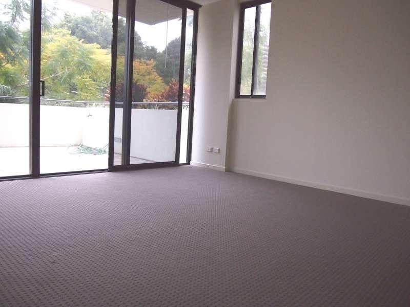 201/8 Land Street, Toowong QLD 4066