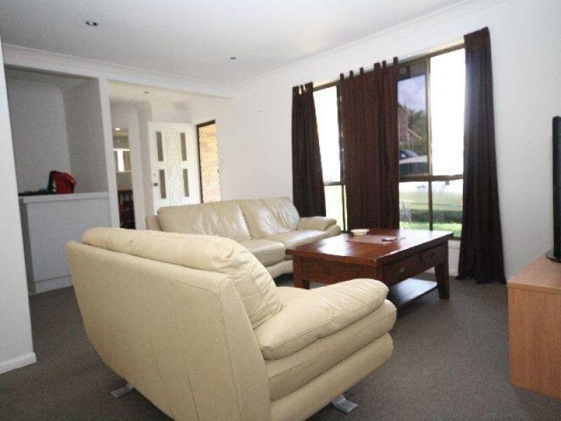 69 Chatsworth Circuit, Capalaba QLD 4157