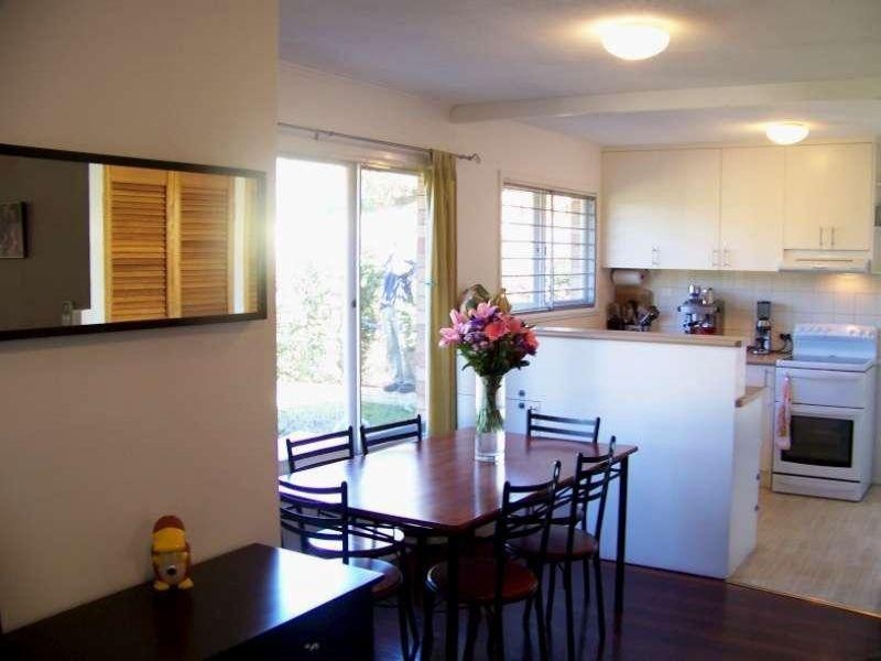 11 Coleridge Street, Stafford Heights QLD 4053