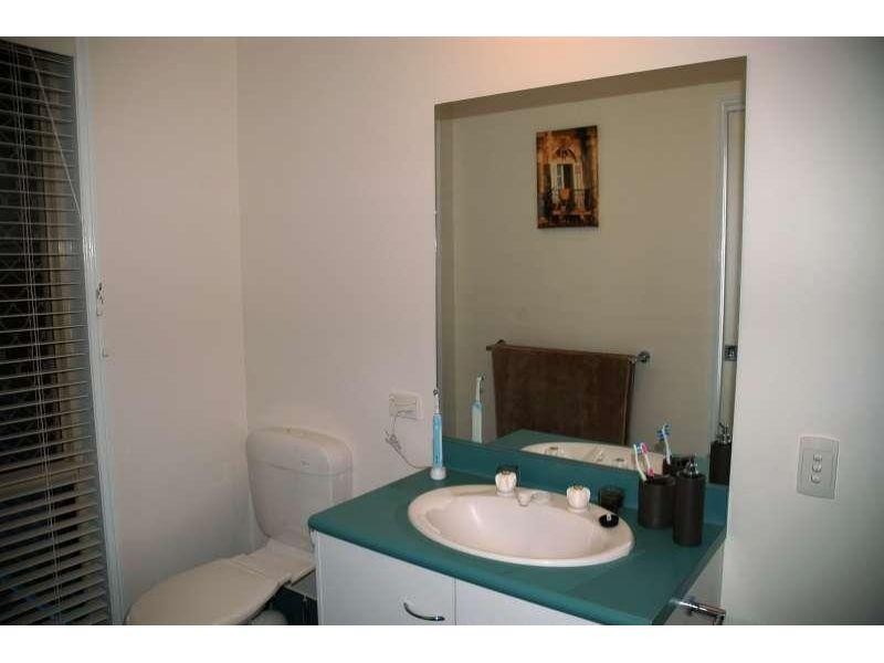 3 Lake Breeze Drive, Loganholme QLD 4129