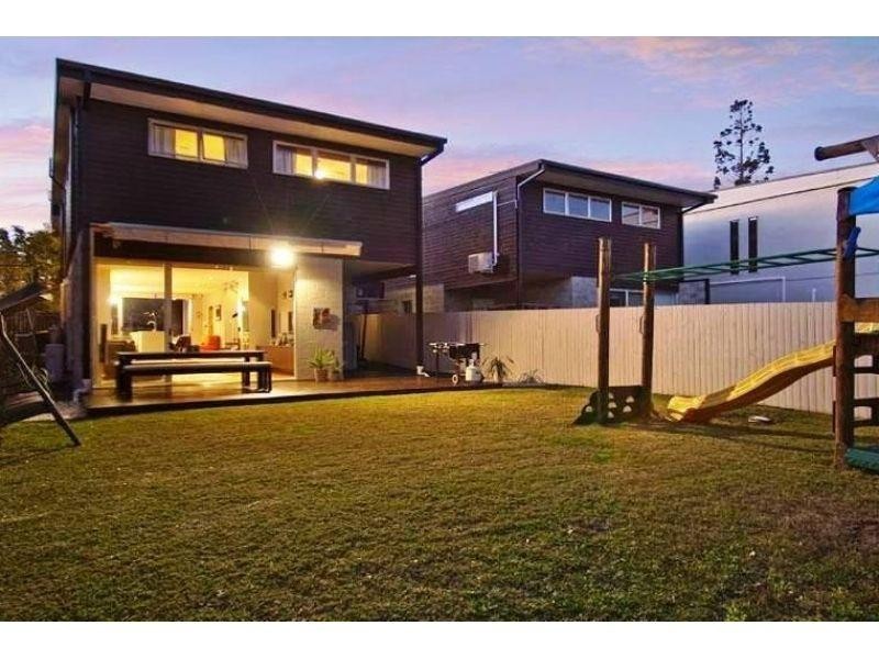 72 King Arthur Terrace, Tennyson QLD 4105