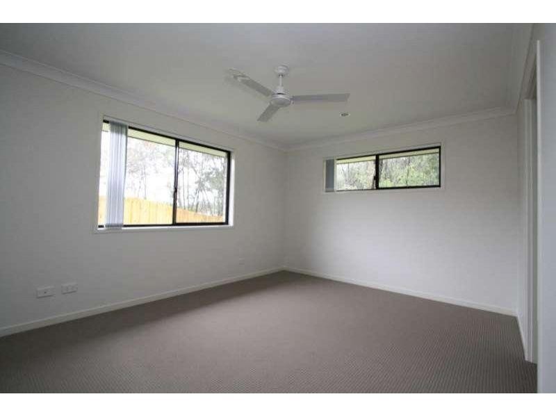 5 Prestige Drive, Marsden QLD 4132