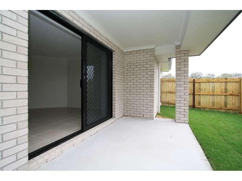 5 Prestige Drive, Marsden QLD 4132