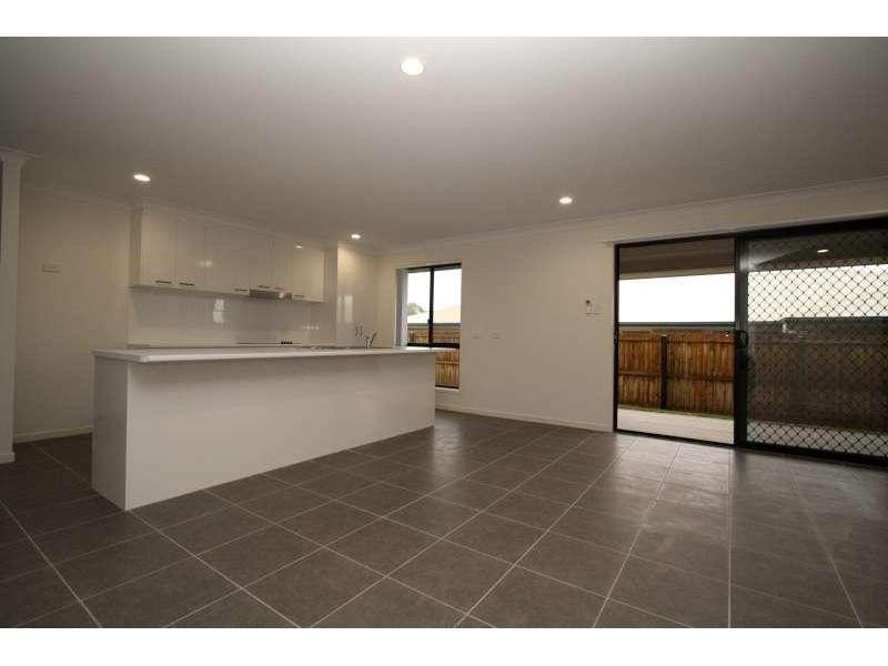 12 Prestige Drive, Marsden QLD 4132