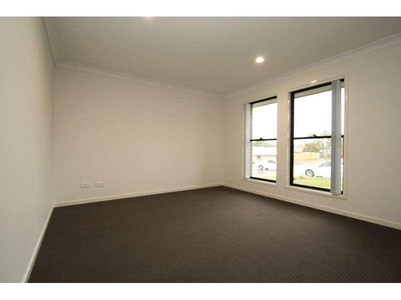 12 Prestige Drive, Marsden QLD 4132