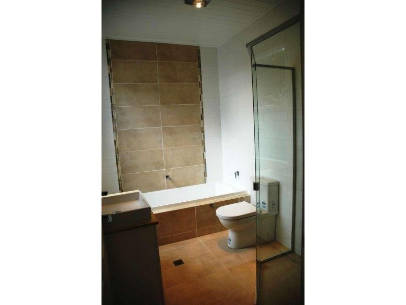 2/53 Raby Road, Coorparoo QLD 4151