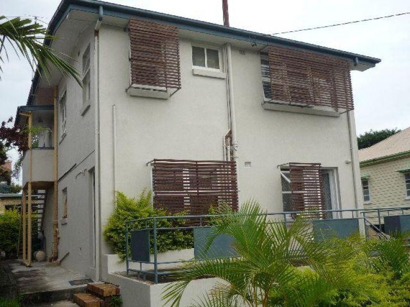 2/74 Longlands Street, East Brisbane QLD 4169