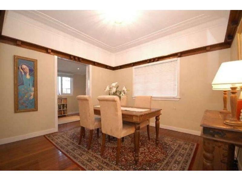 26 Crawford Avenue, Stafford QLD 4053